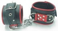 Широкие черные наручники с красным декором
